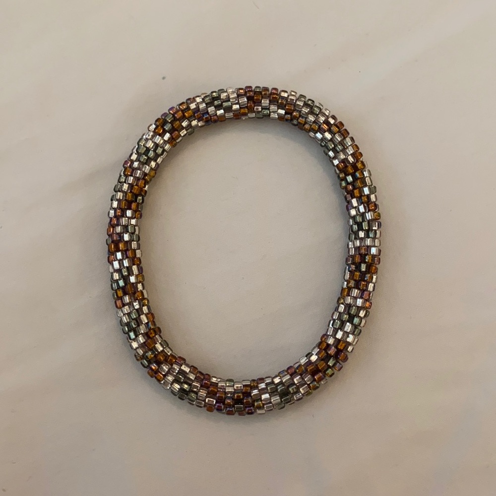 Beaded Bracelet 🐻